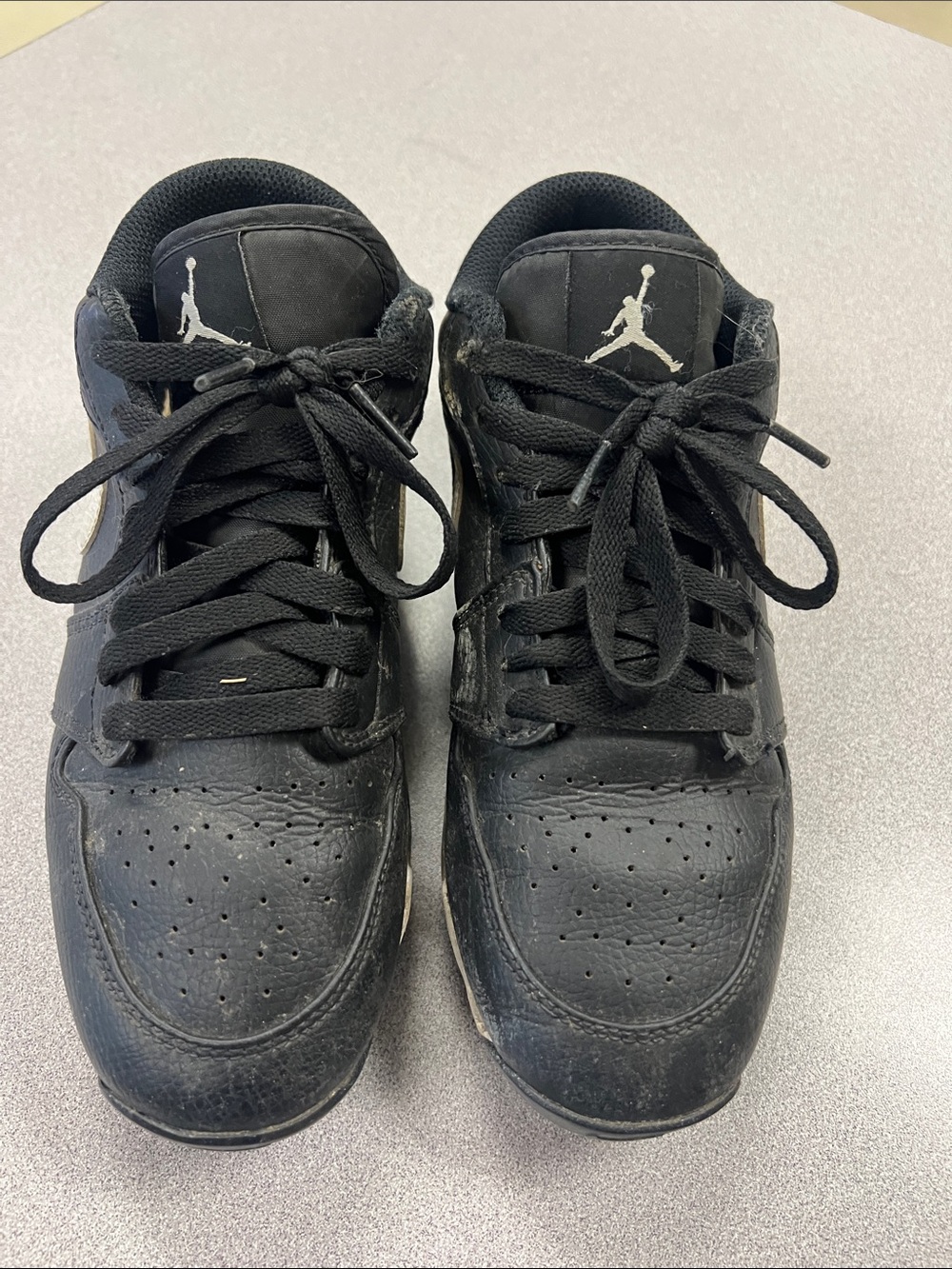 Nike Air Jordan Men's Black Low-Top cleats